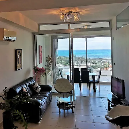 Apartament All Seasons Sea View Larnaca